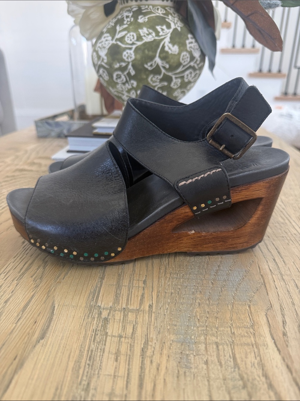 Dansko Women's Authentic Open-Toe Wooden Wedge Sandals size 38 - Picture 2 of 11